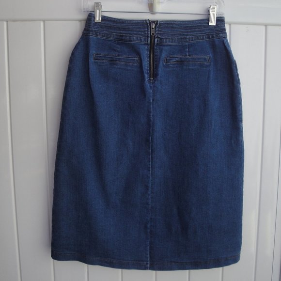 Universal Threads Skirt Women's Size 2 Blue Denim Midi front slit - Picture 3 of 4